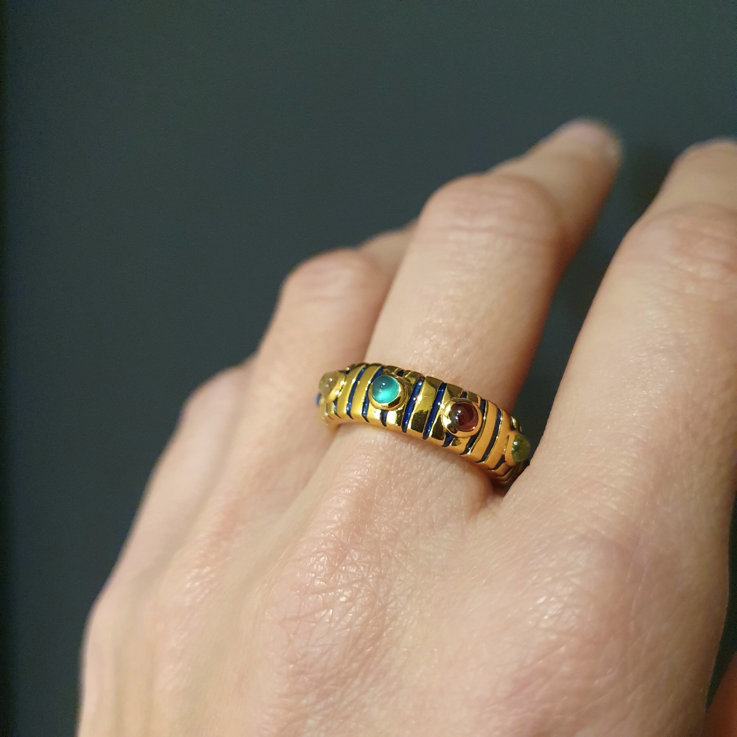 Bague striée émail bleu