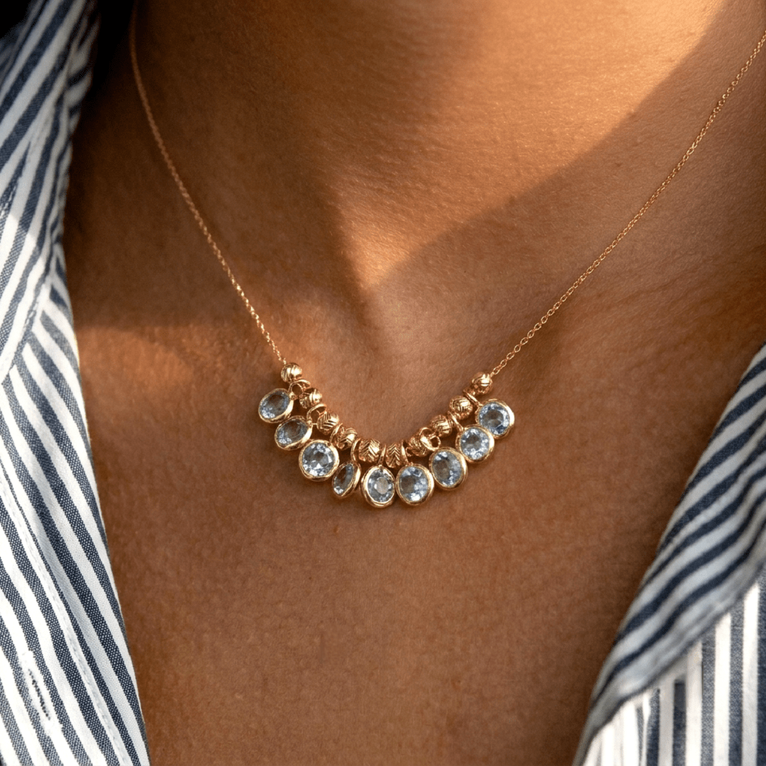 Collier Lou topaze bleue en argent 925 plaqué or 18k - Bijou féminin et intemporel porter au quotidien signé Leinie