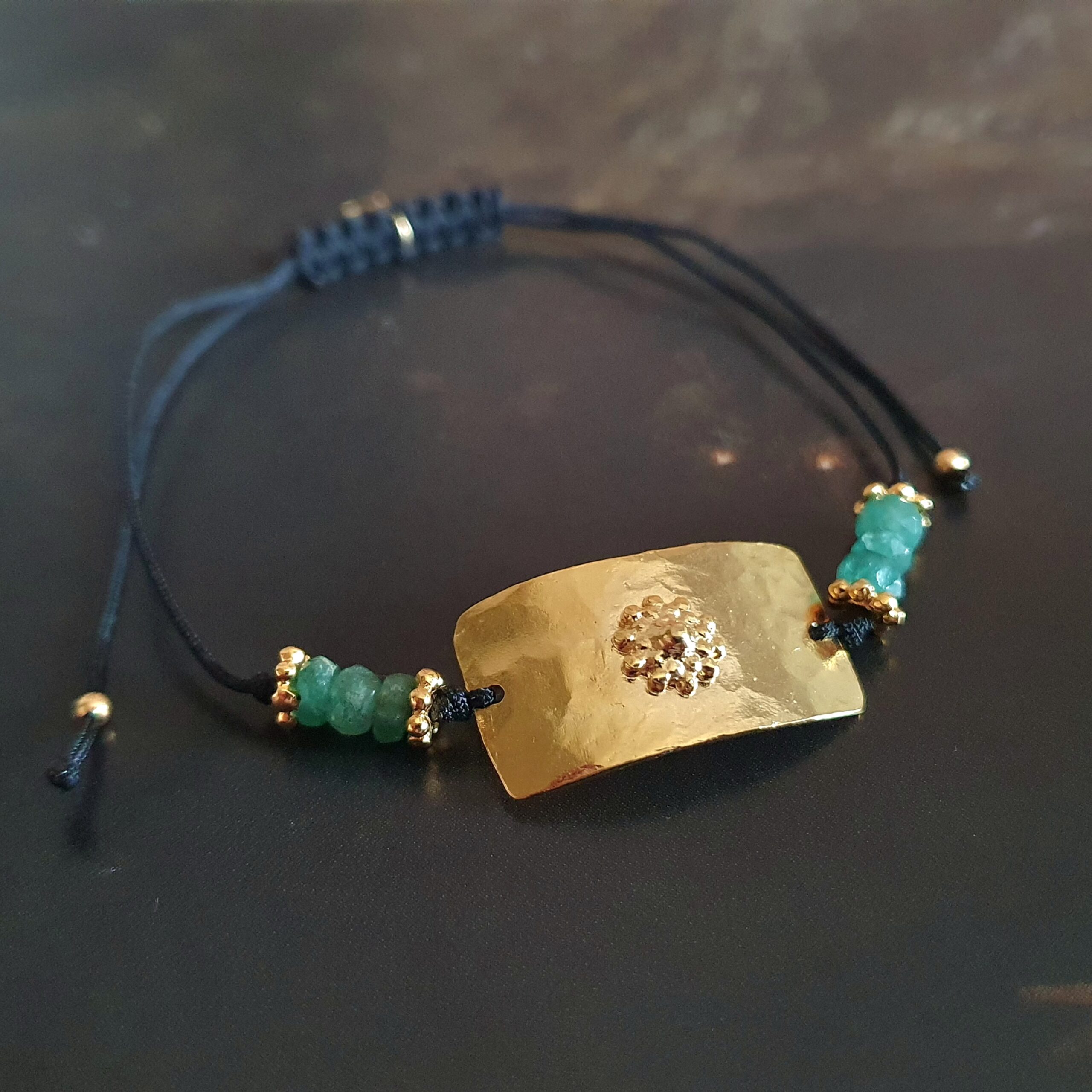 Bracelet MALA PRECIEUX - Emeraude, Mani main image 1
