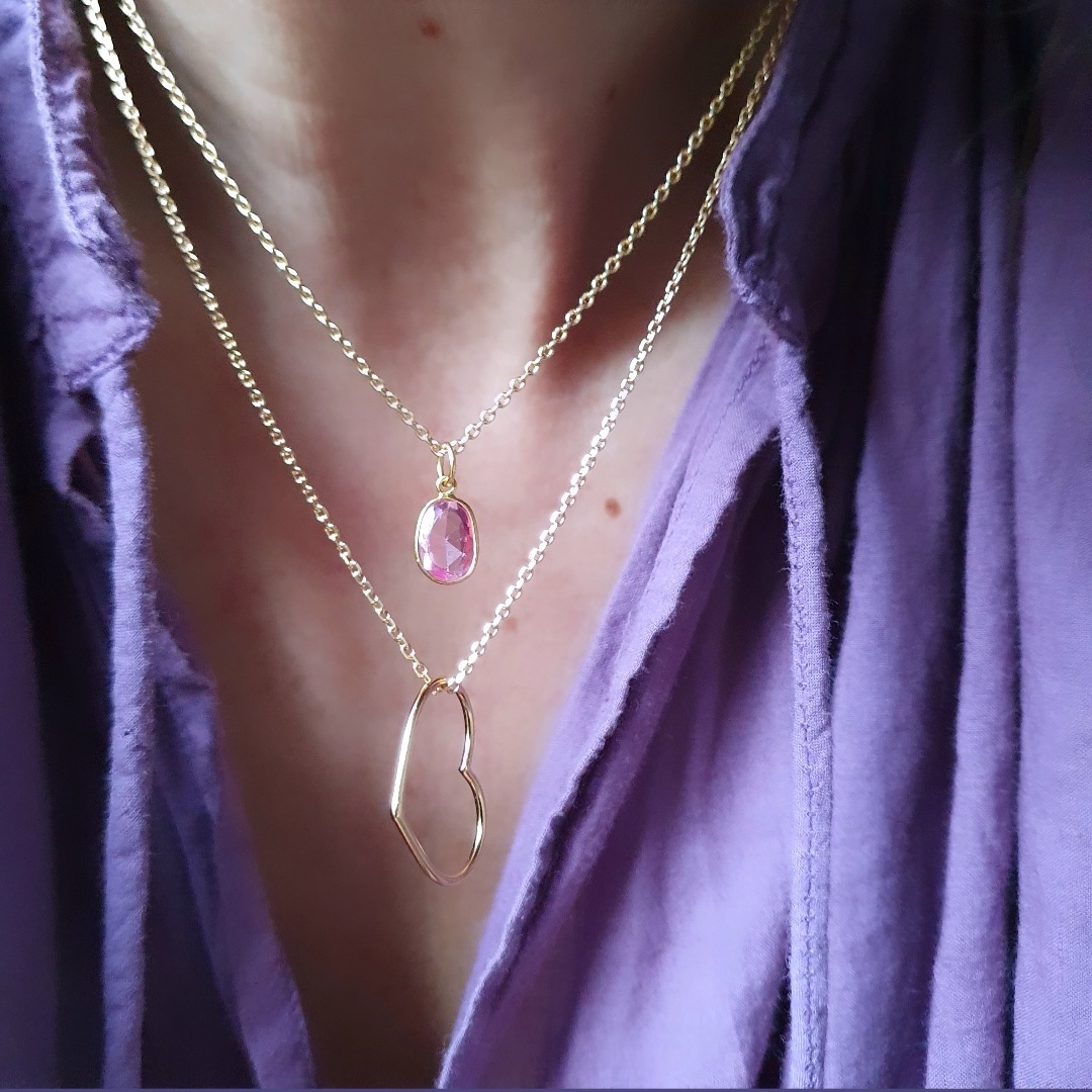 Collier pendentif coeur et collier saphir rose