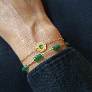 Bracelet petite médaille martelée onyx vert et bracelet tube or onyx vert
