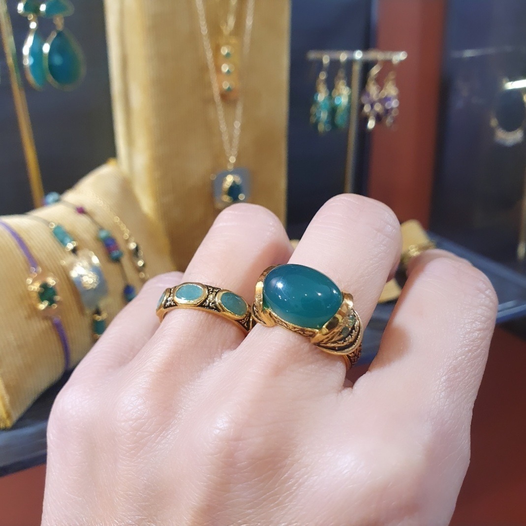 Bague agate et émeraudes et bague Romy émeraude
