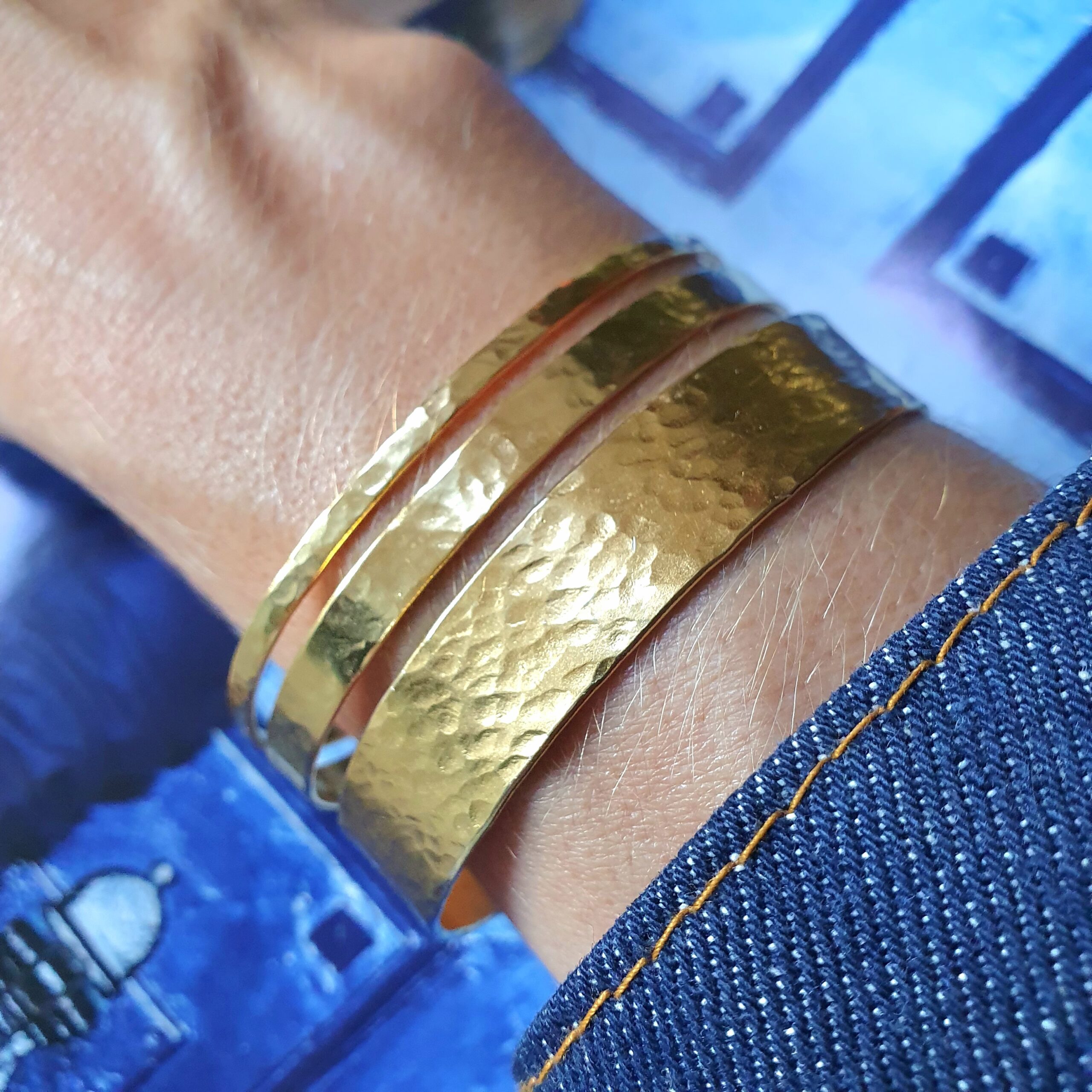 Bangle martelé 2,5 mm, bangle martelé 5 mm et bangle martelé 12 mm