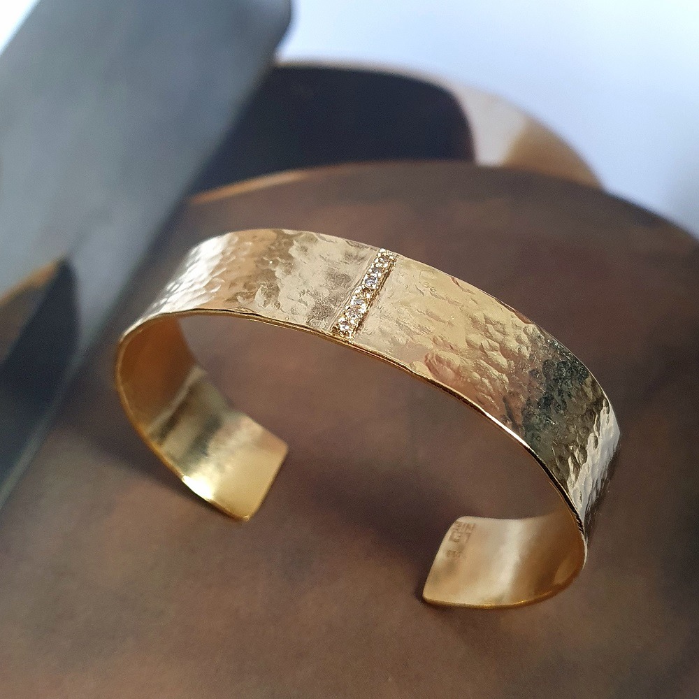 Bangle martelé diamants bruns