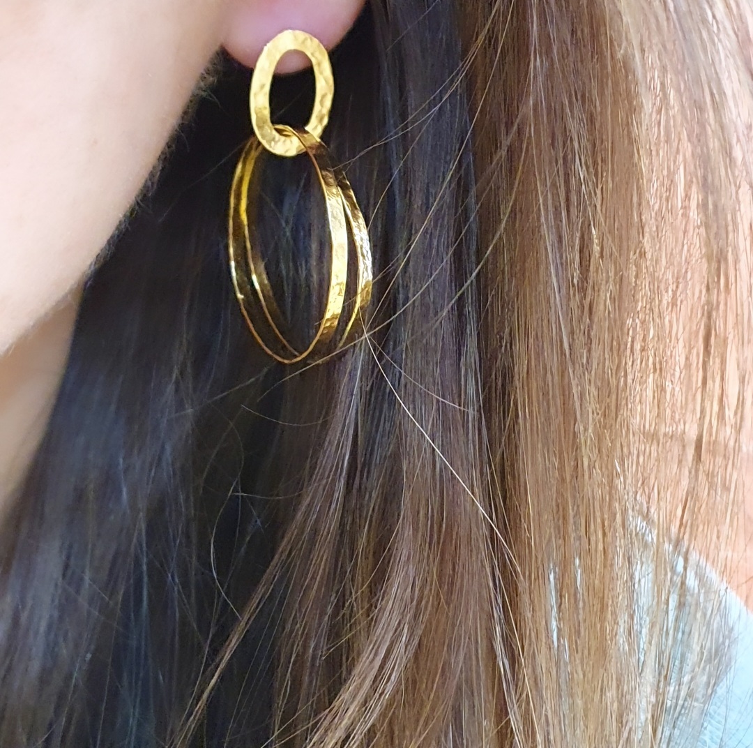 Boucles d'oreilles anneaux entrelacés