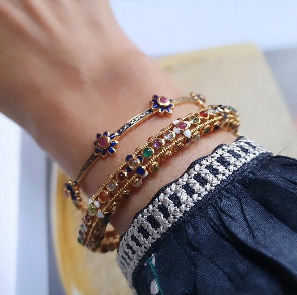Bangle Diana et bangle 6 fleurs rubis