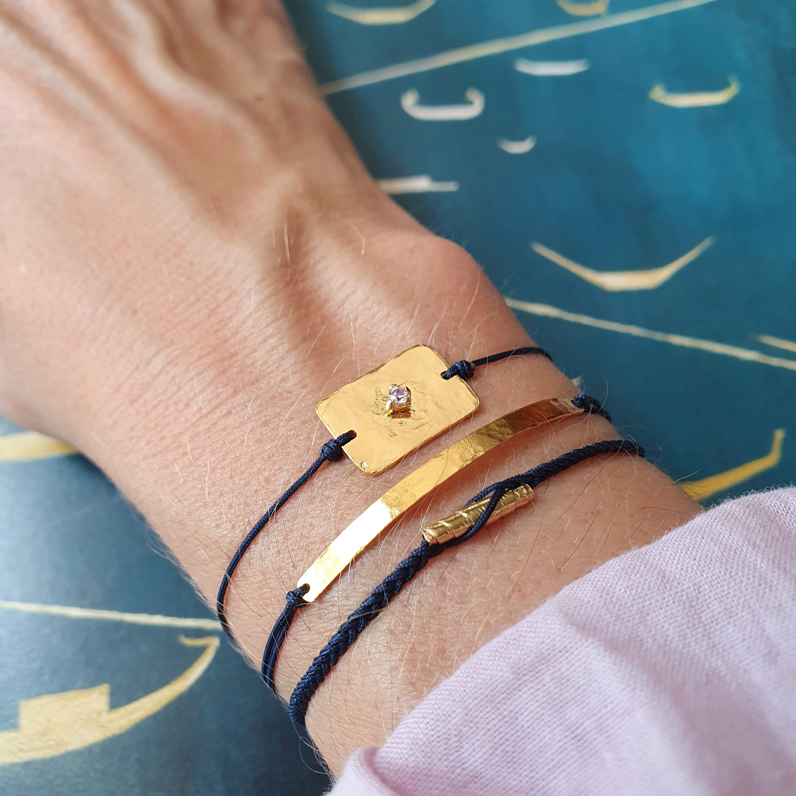 Bracelet Infini quartz rose, bracelet barrette cordon marine, bracelet pépite cordon marine