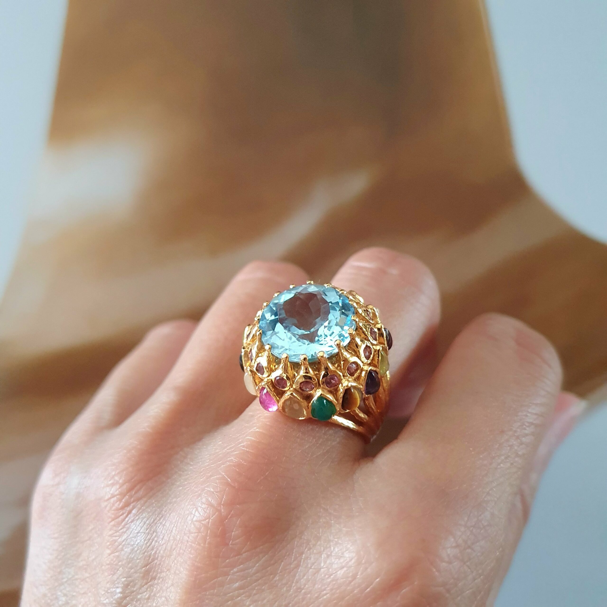 Bague dôme topaze