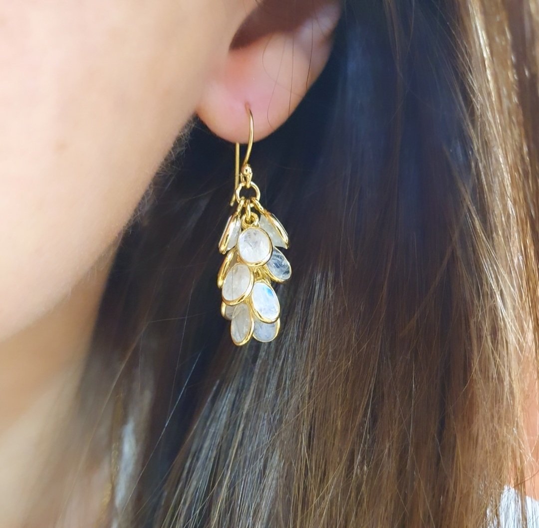Boucles d'oreilles grappe pierre de lune
