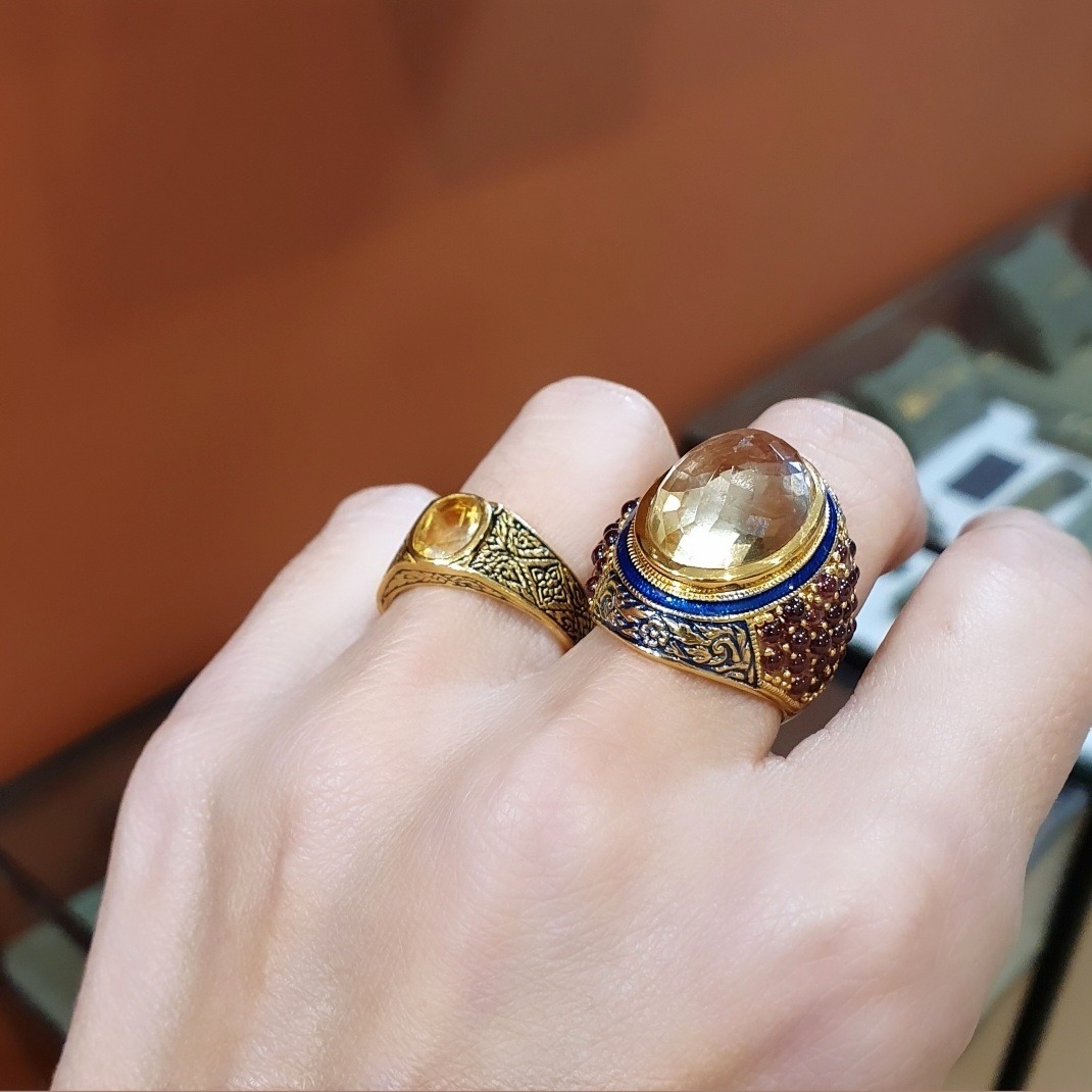 Bague chevalière citrine et bague grenat citrine