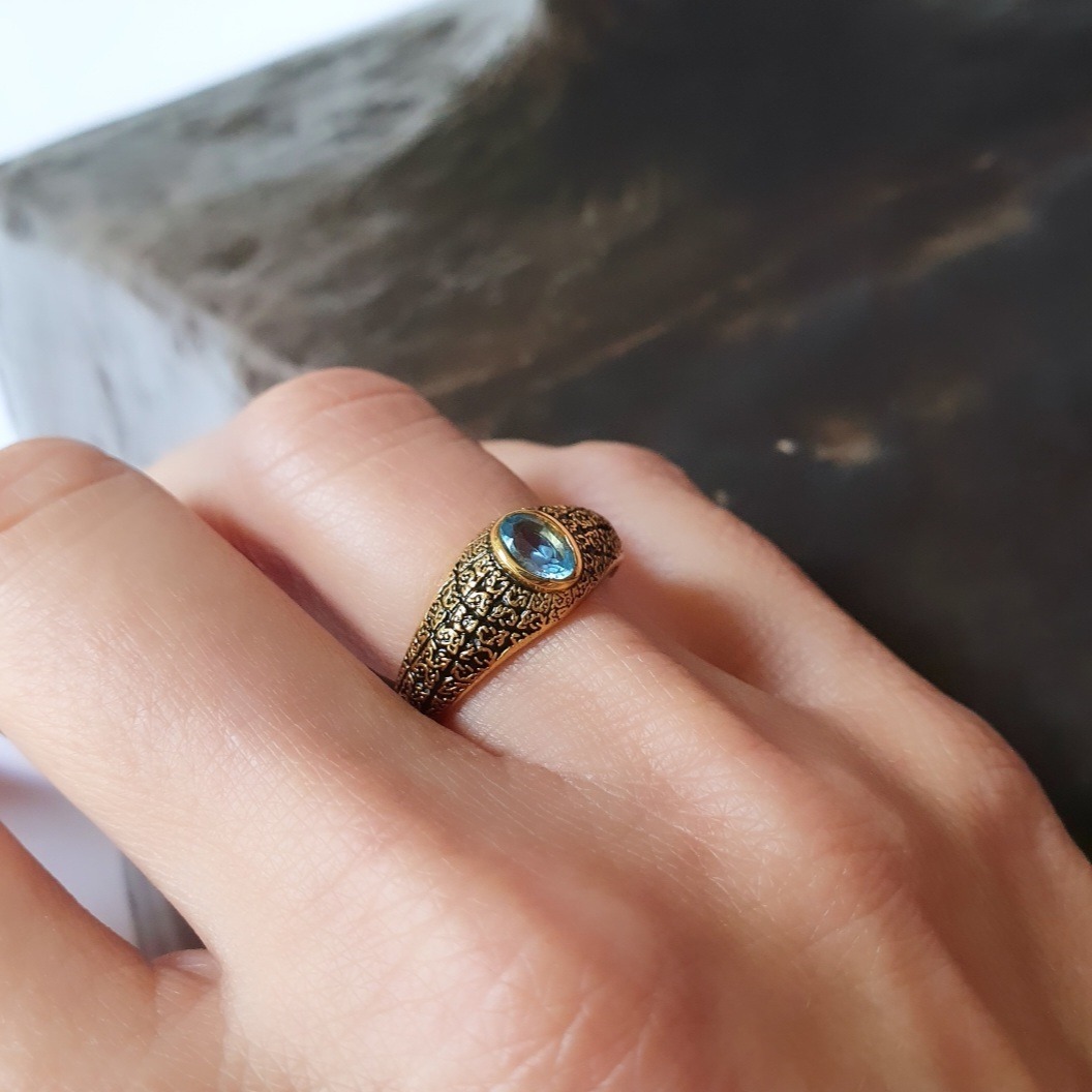 Bague chevalière topaze