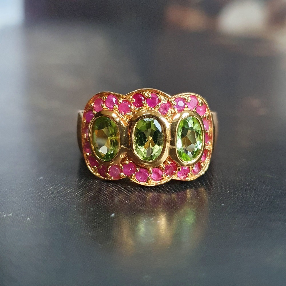 Bague Trilogie Péridot Rubis