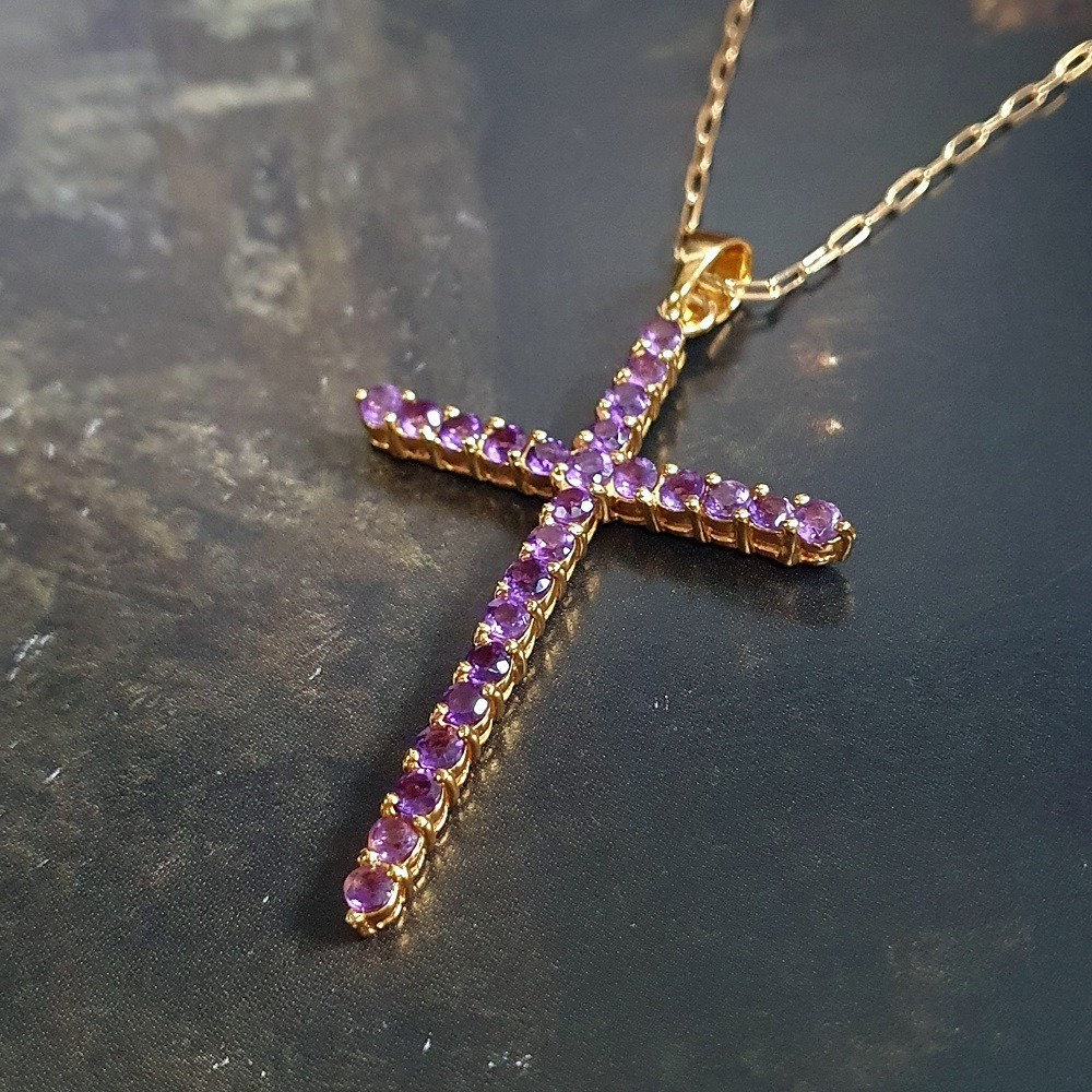 Collier croix améthyste